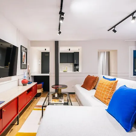 Stylish 4 Suites +Patio Luxury Apartment Gran Via Madrid Exterior photo