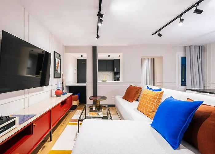 Stylish 4 Suites +Patio Luxury Apartment Gran Via