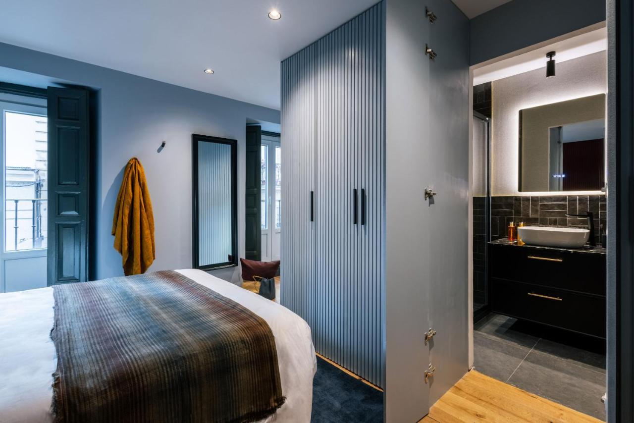 Stylish 4 +patio Luxury Gran Via Apartment